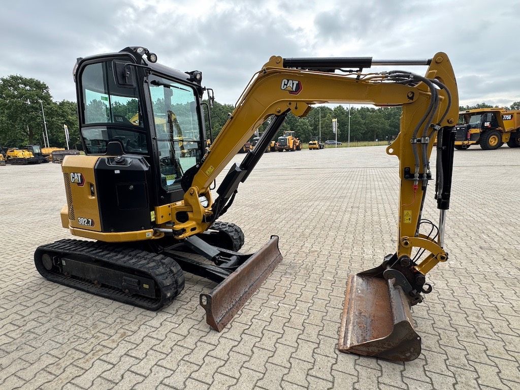 CAT 302.7 CR A/C