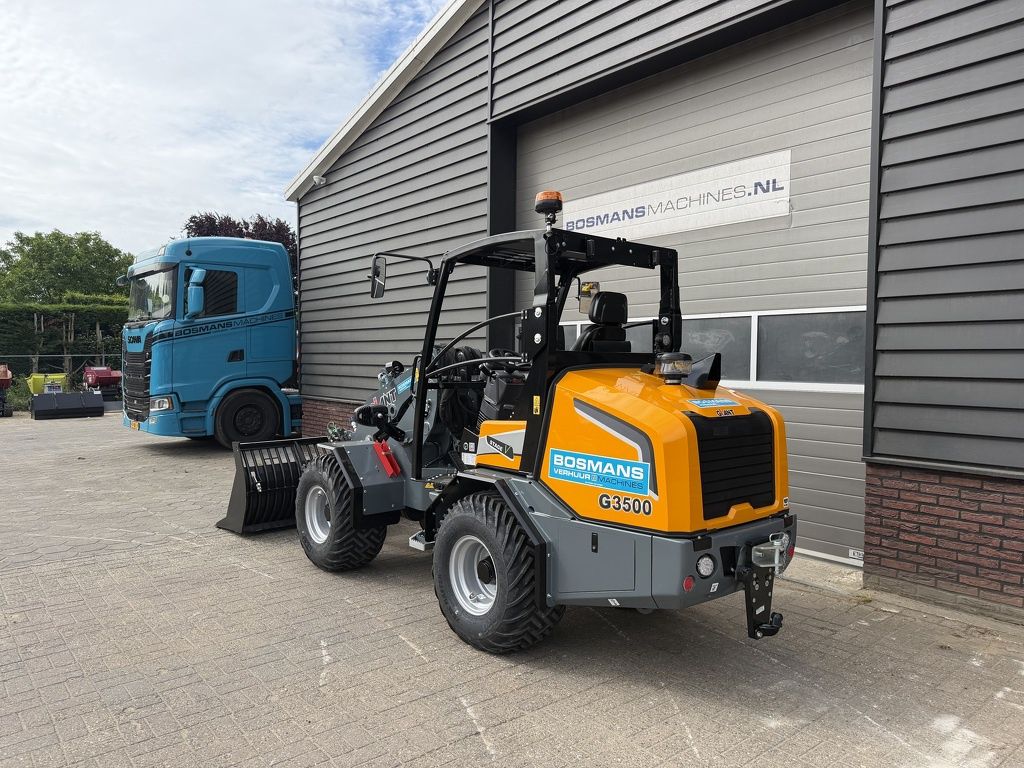 Giant TE HUUR Giant G3500 3.5 T shovel / kniklader / minishovel / wiellader