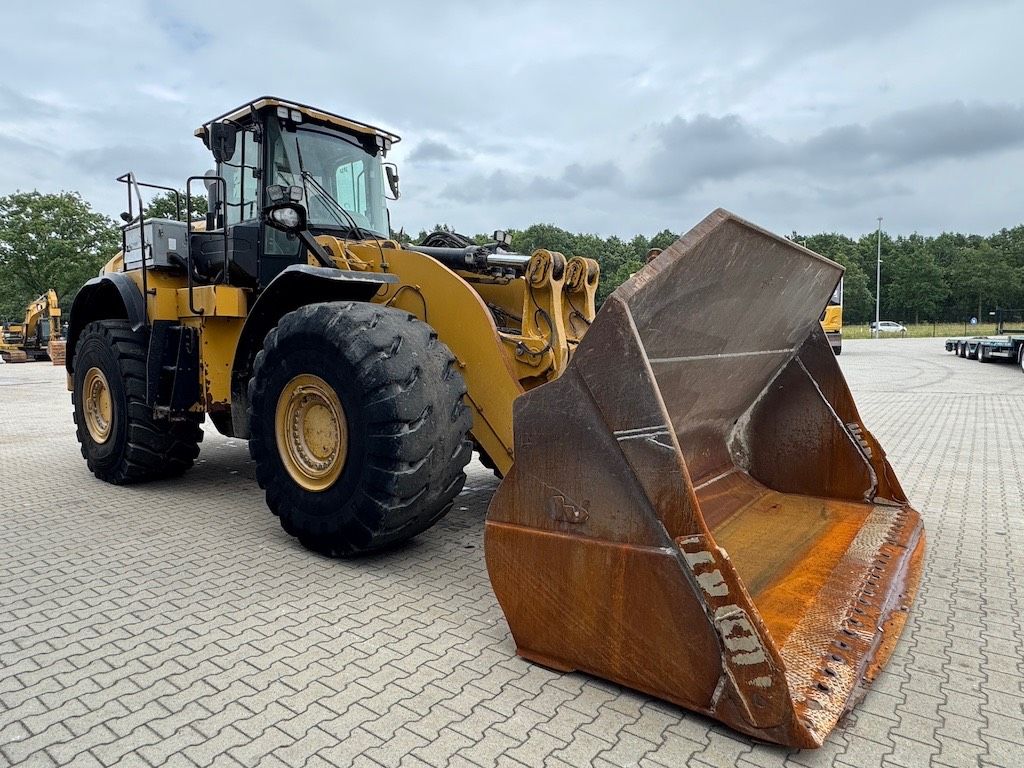 CAT 980M