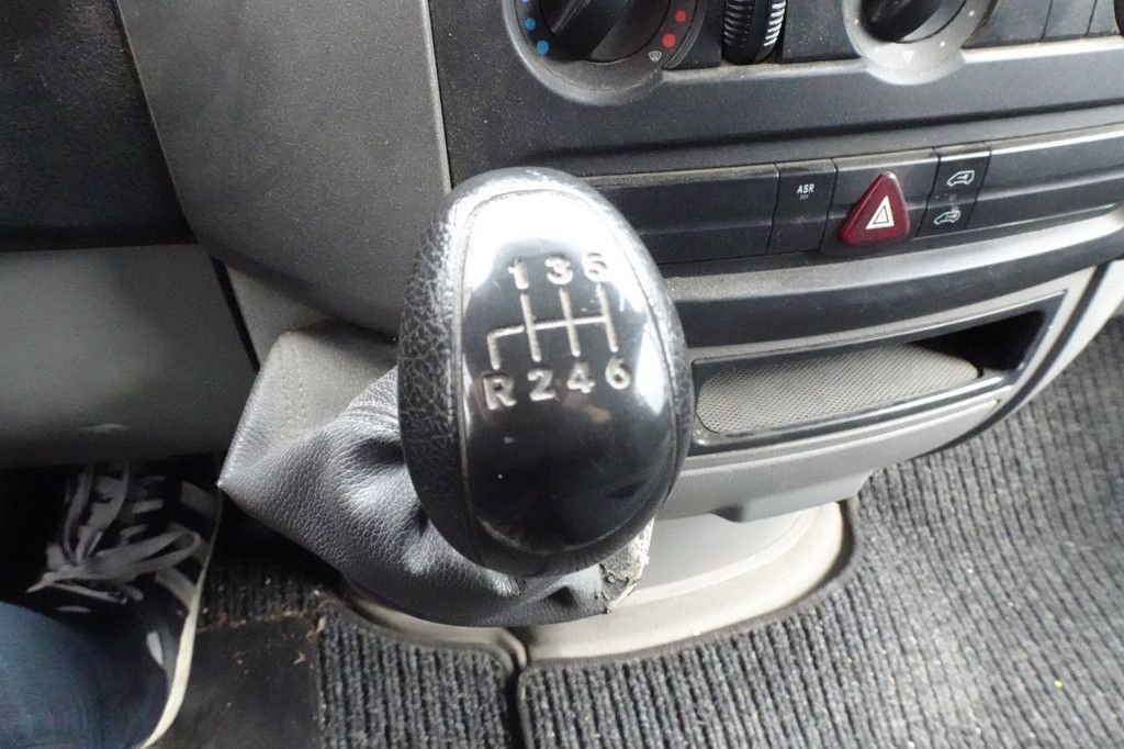 Mercedes-Benz Sprinter 213 2.2 CDI 325 190585 km 3 zits