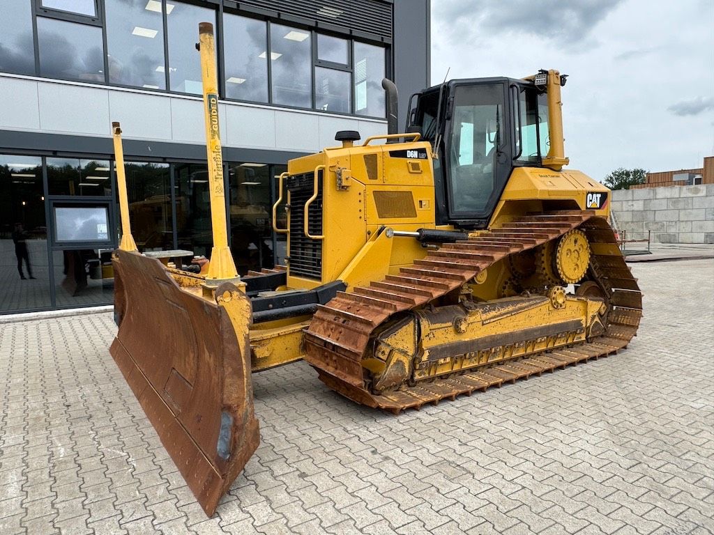 CAT D 6 N LGP