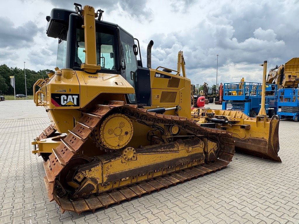 CAT D 6 N LGP