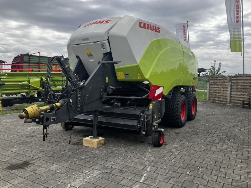 Claas QUADRANT 5200 FC