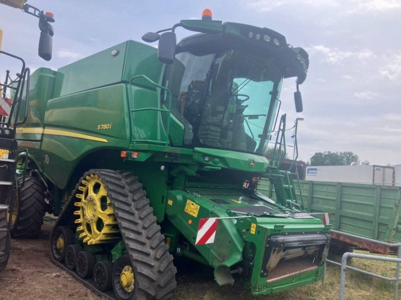 John Deere S780