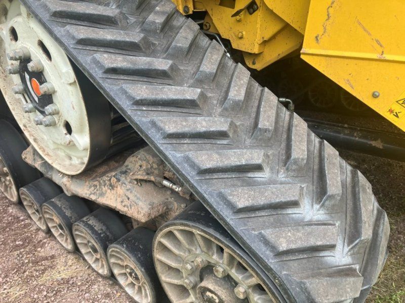 New Holland CR 9.80