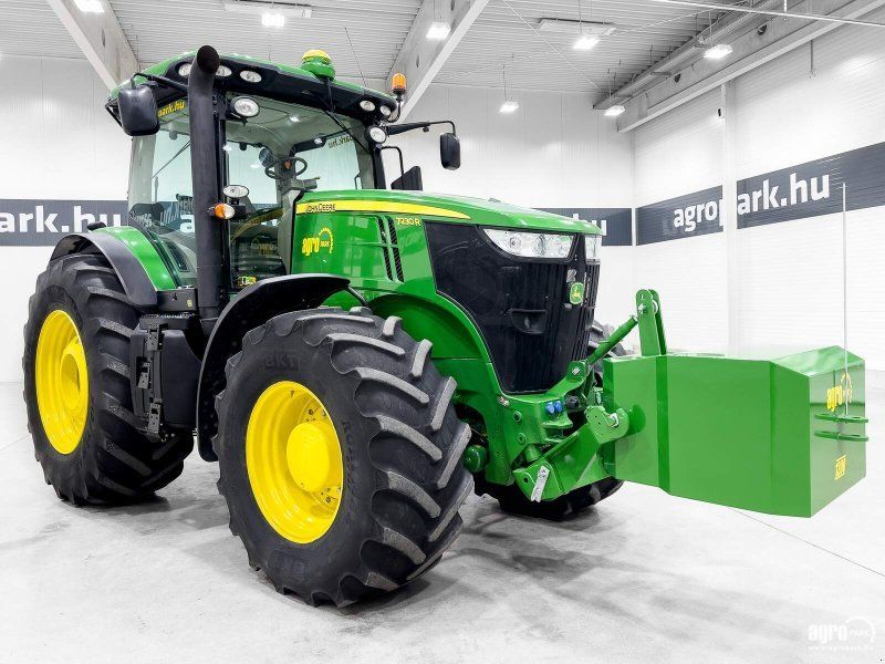 John Deere 7230R