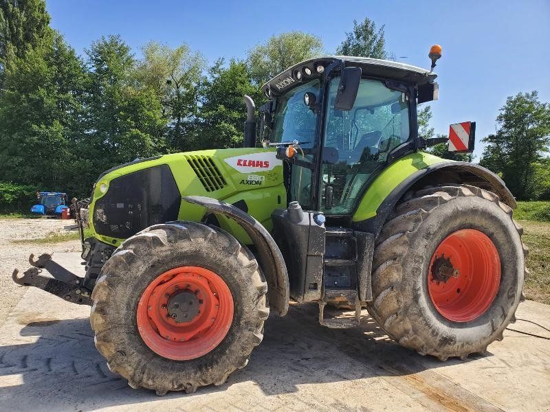 Claas AXION 830