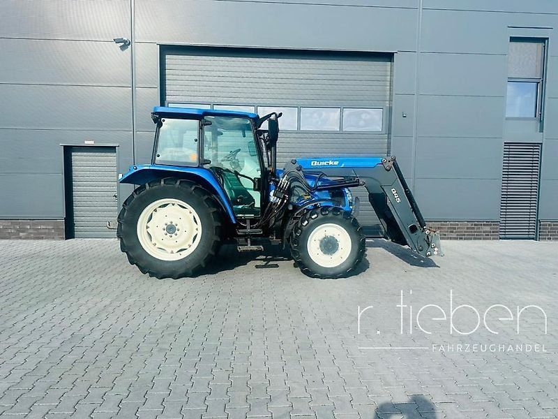 New Holland T5050 mit Frontlader, DL & Klima