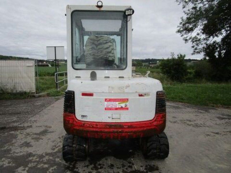 Takeuchi TB135