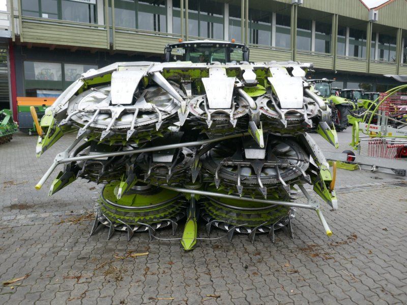 Claas Orbis 900