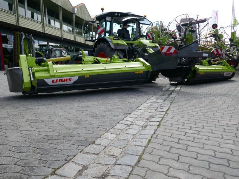 Claas Disco 9300 Direct Swather