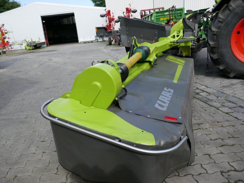 Claas Disco 9300 Direct Swather