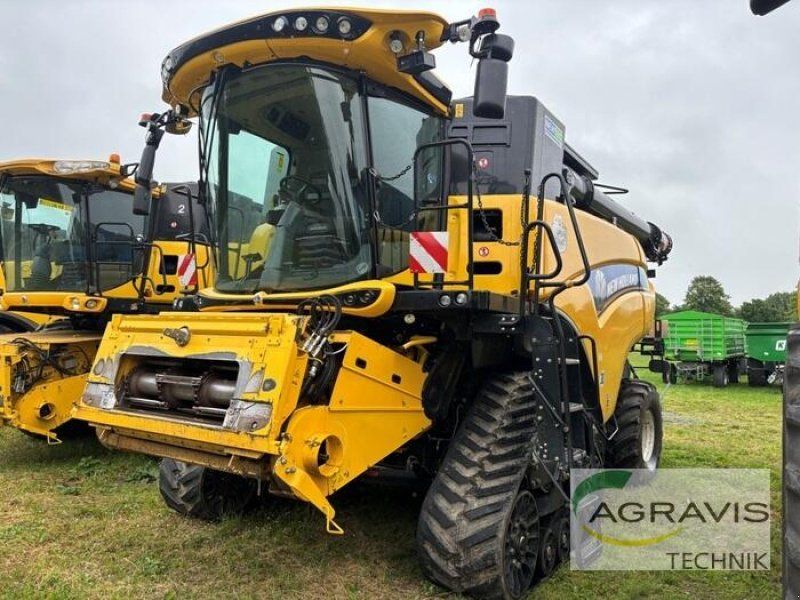 New Holland CR 9.90 RAUPE