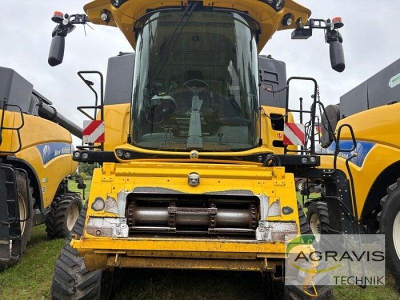 New Holland CR 9.90 RAUPE