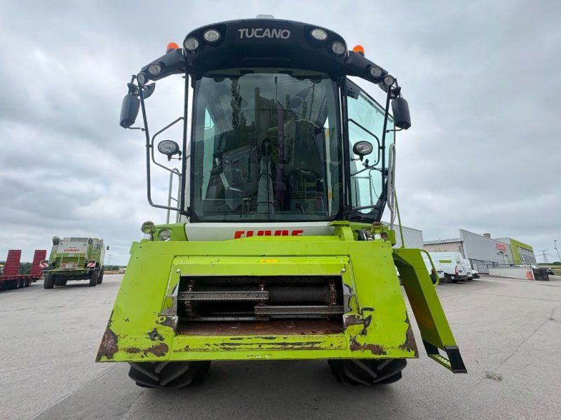 Claas TUCANO 420