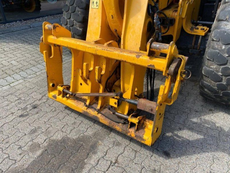 JCB 560-80 AGRI SUPER