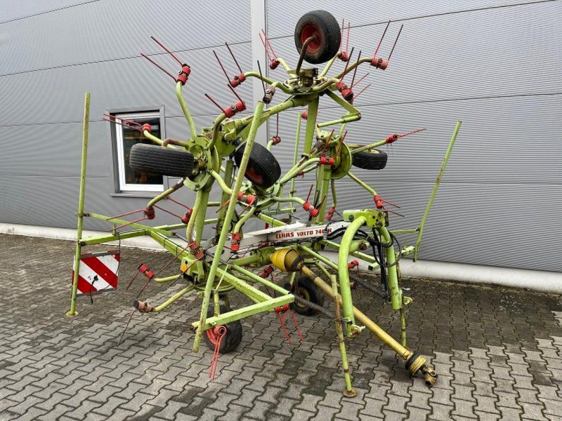 Claas Volto 740 H