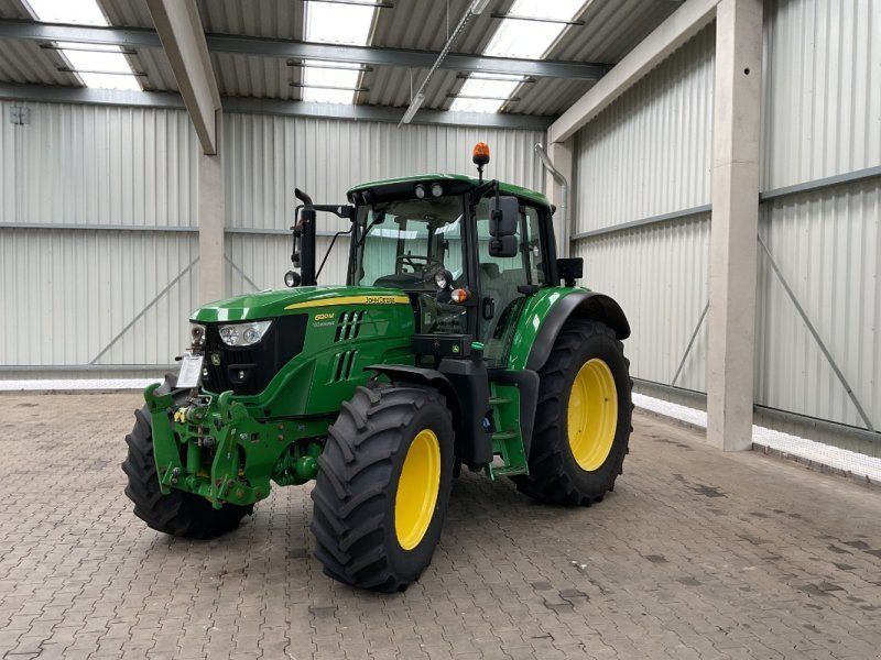 John Deere 6120M