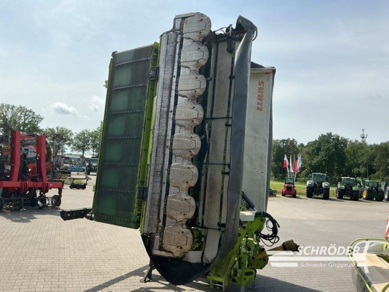 Claas DISCO 3200 + 9200