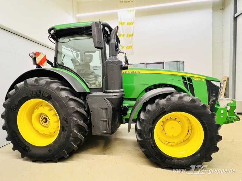 John Deere 8320R Premium Edition