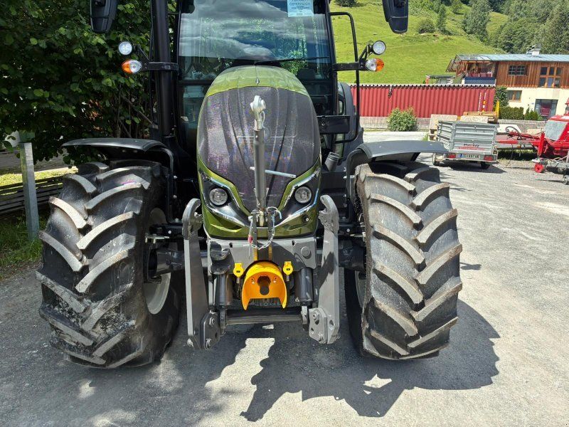 Valtra A 115