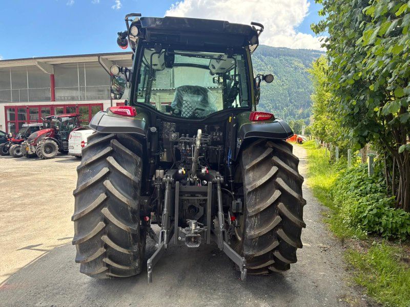 Valtra A 115