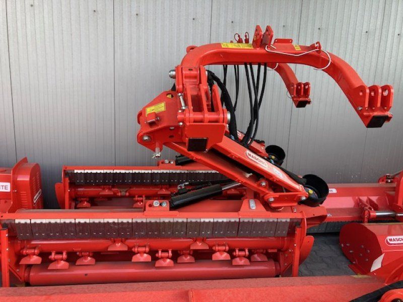 Maschio Giraffa XL 210 SE