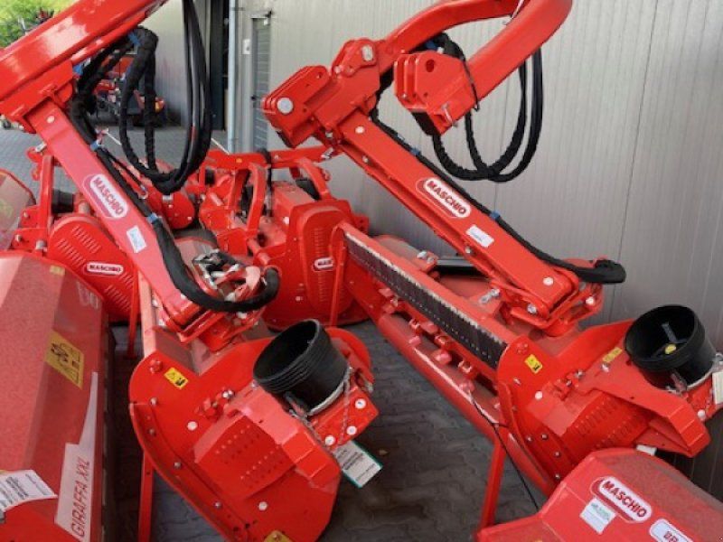 Maschio Giraffa XL 210 SE