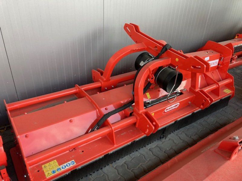 Maschio Bisonte 280 Heck und Front