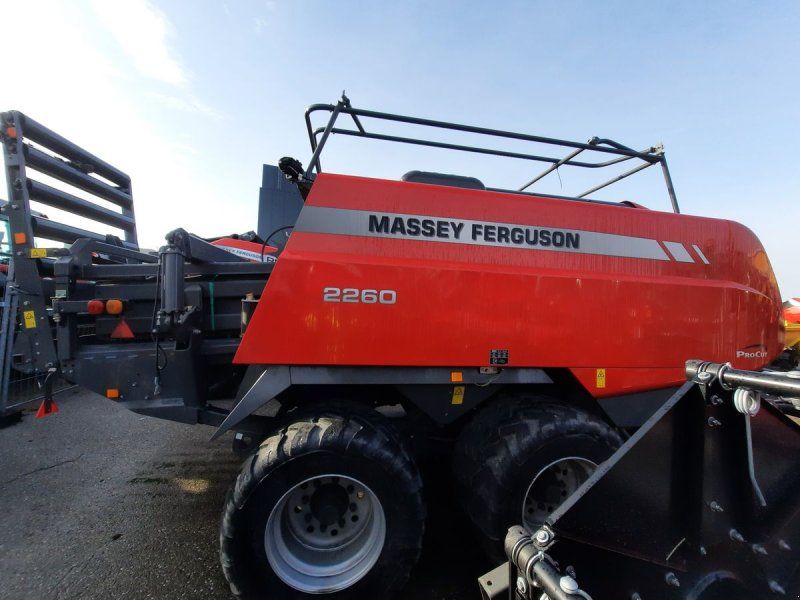Massey Ferguson 2260 TC
