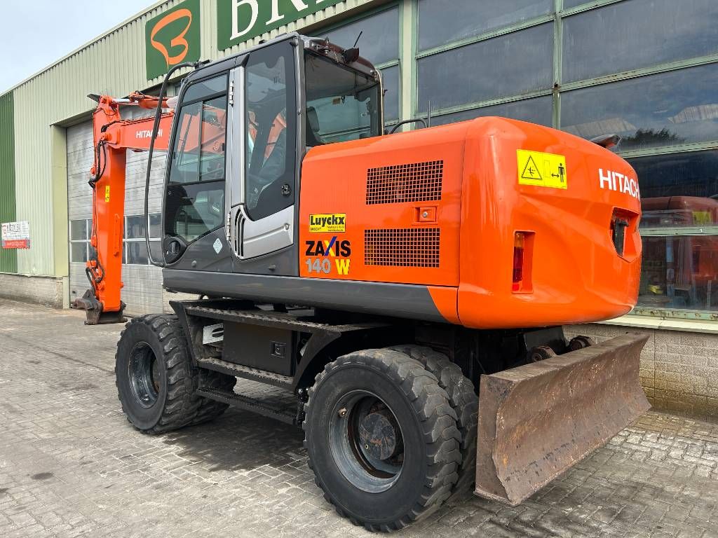 Hitachi ZX 140 W-3