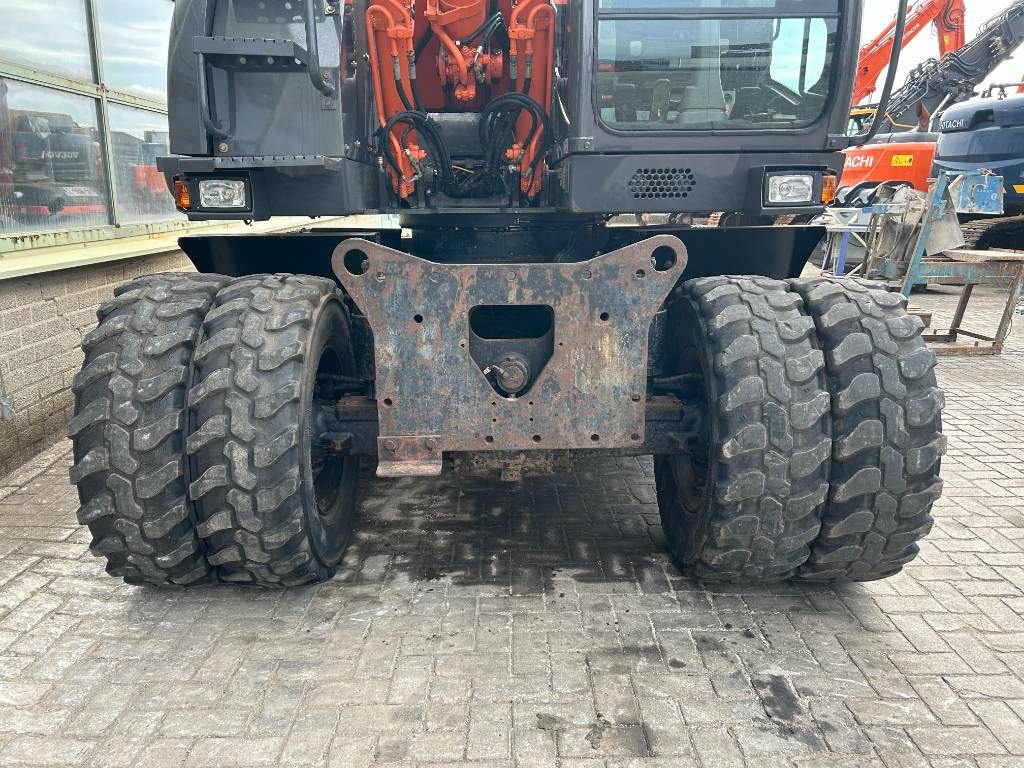 Hitachi ZX 140 W-3