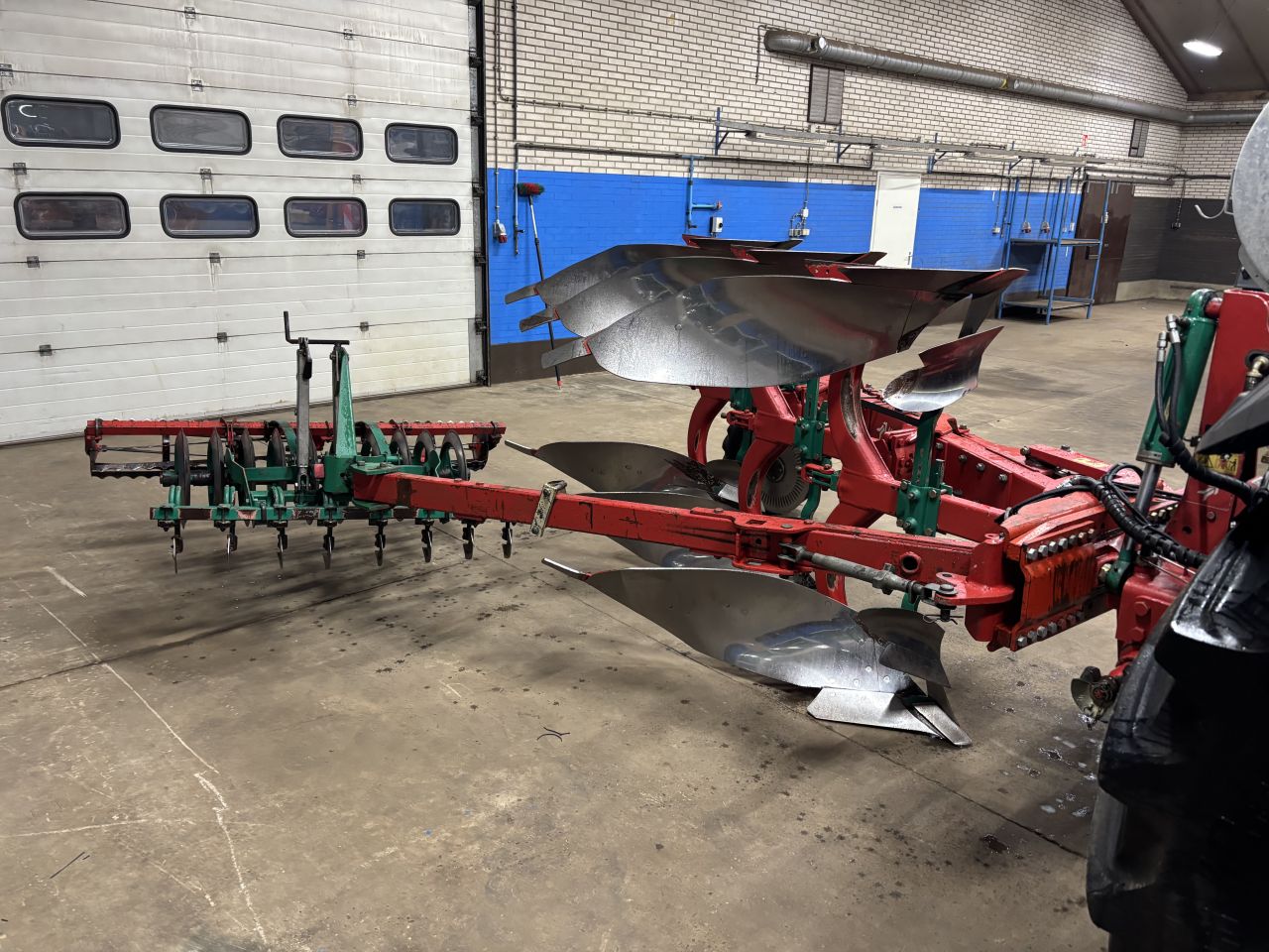 Kverneland eg 100-200 wentelploeg 3 schaar met geo plough