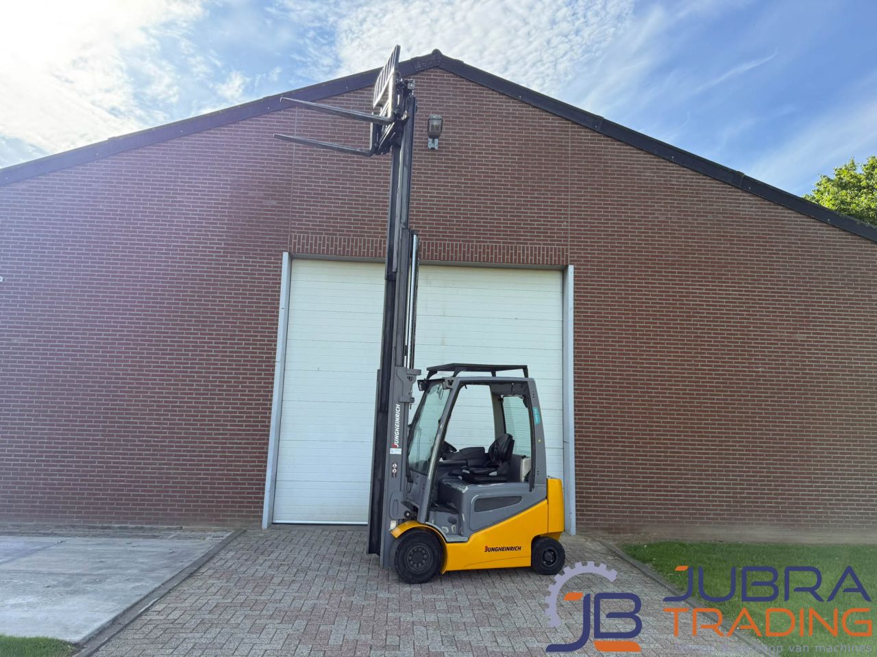 Jungheinrich EFG425 KS Elektrostapler | 2019 | 7489Std | 2,5T