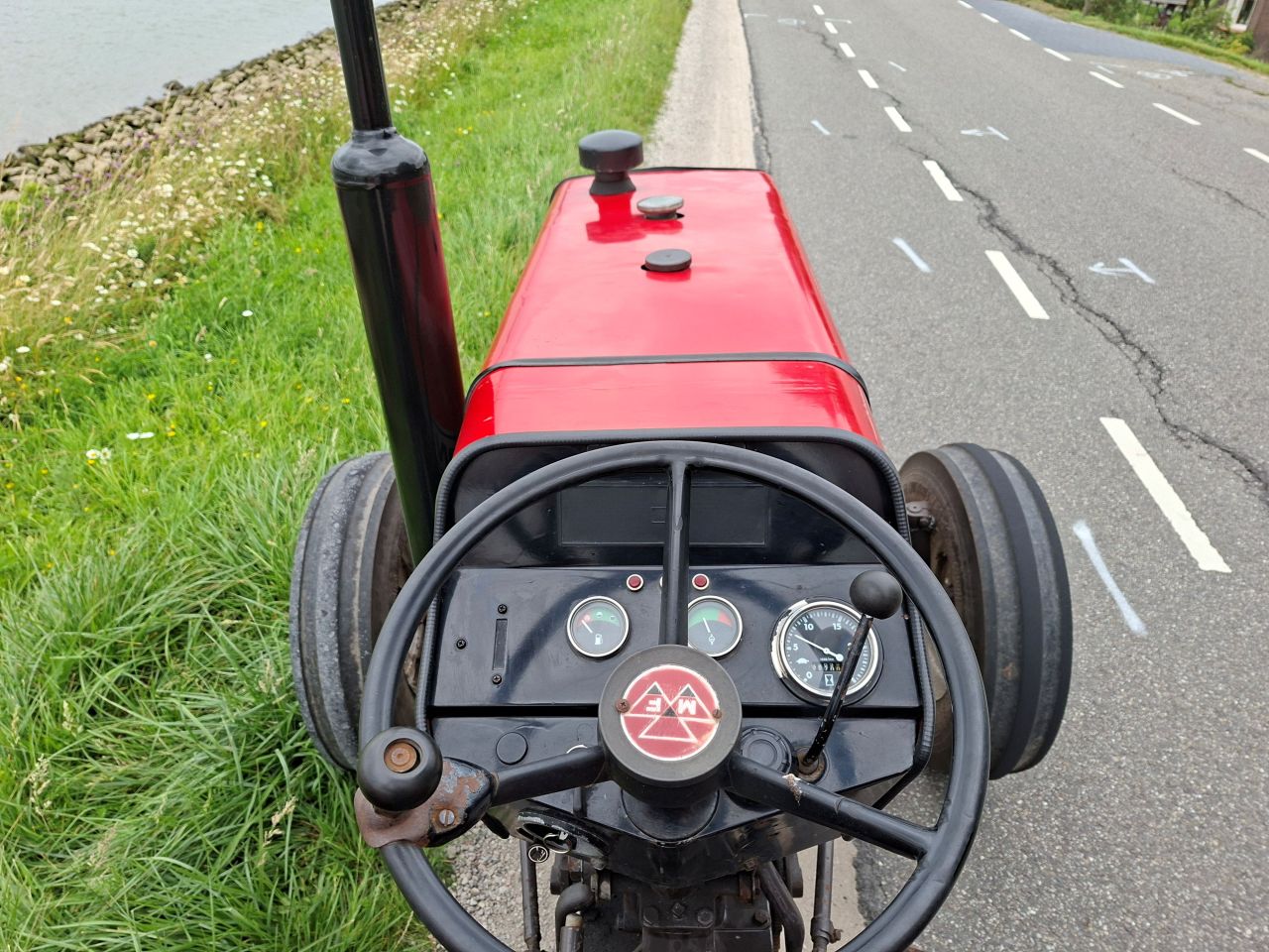 Massey Ferguson 260