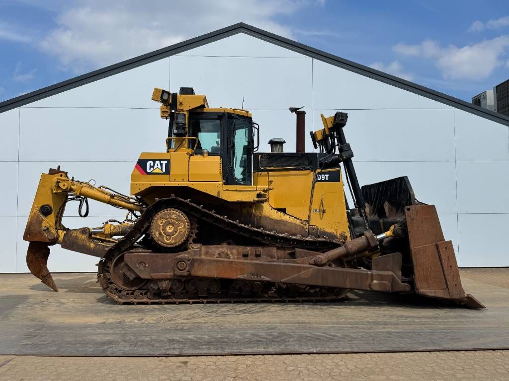 CAT D9T - Ripper / Auto Greasing / Airco