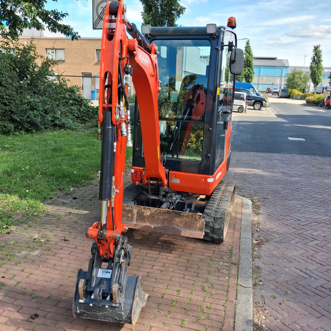 Kubota Kx019-4 Minigraver met sloop sorteer proportioneel.