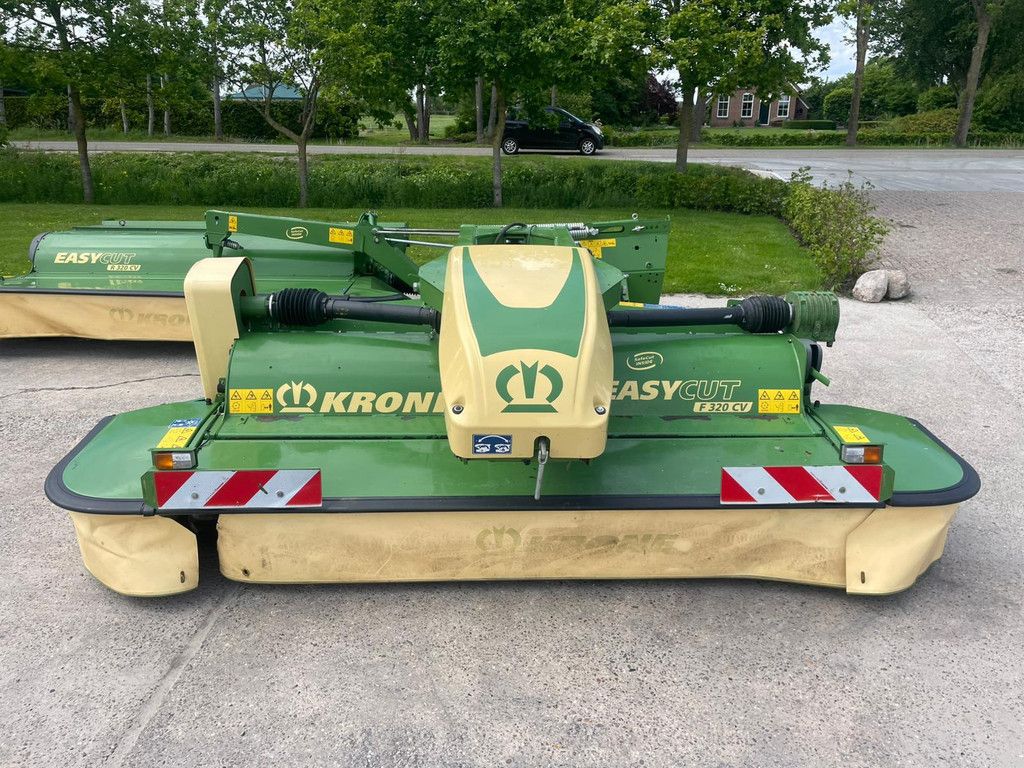 Krone F 320 CV Easy cut Easycut R 320 CV Maaicombie Easycut F 320 cv easy cut R 320 cv Schijvenmaaier