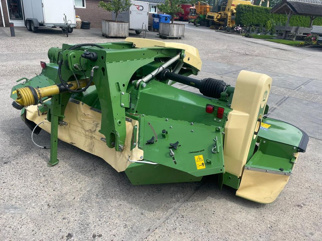 Krone F 320 CV Easy cut Easycut R 320 CV Maaicombie Easycut F 320 cv easy cut R 320 cv Schijvenmaaier