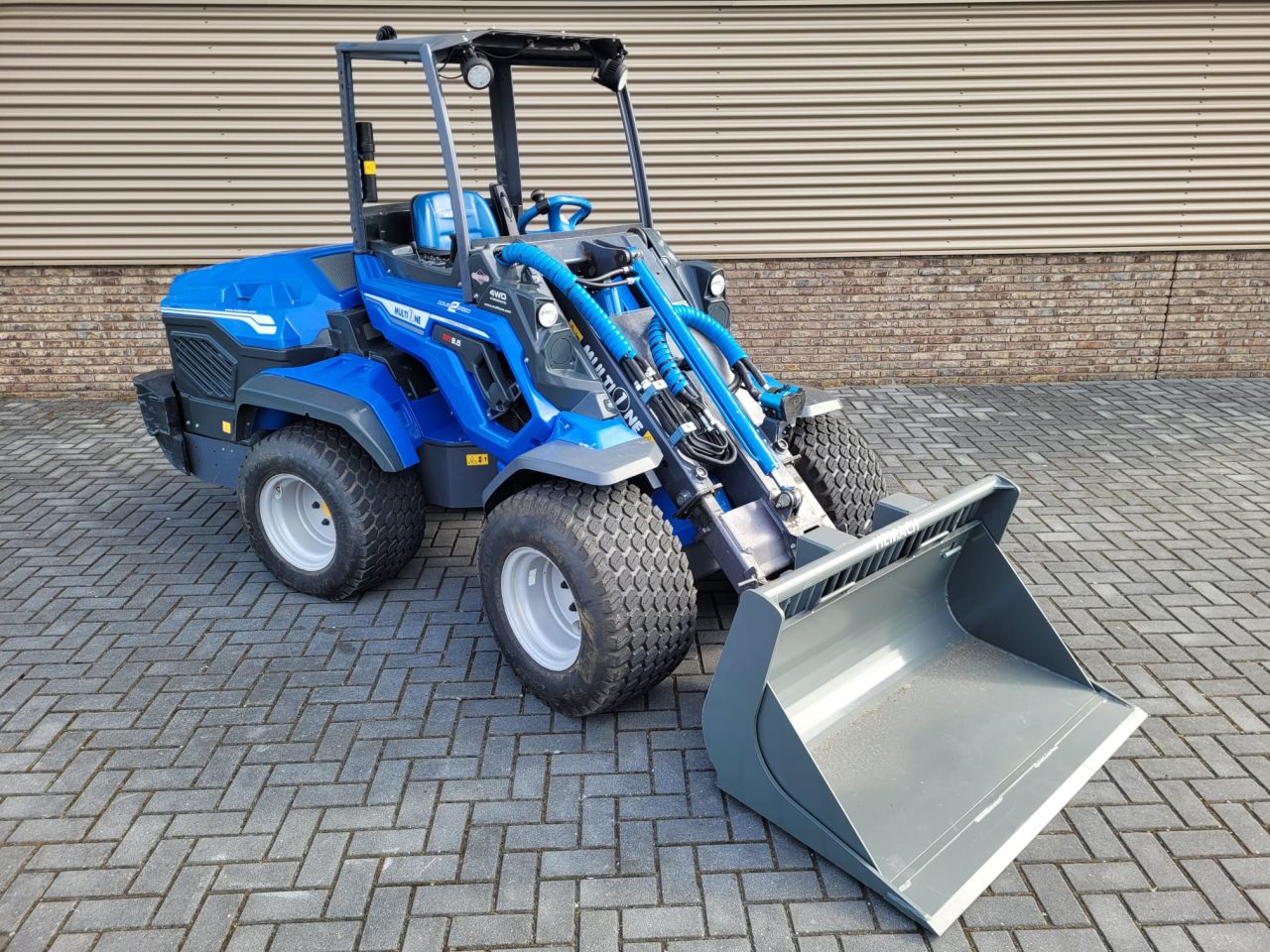 Multione ( avant ) 9.5