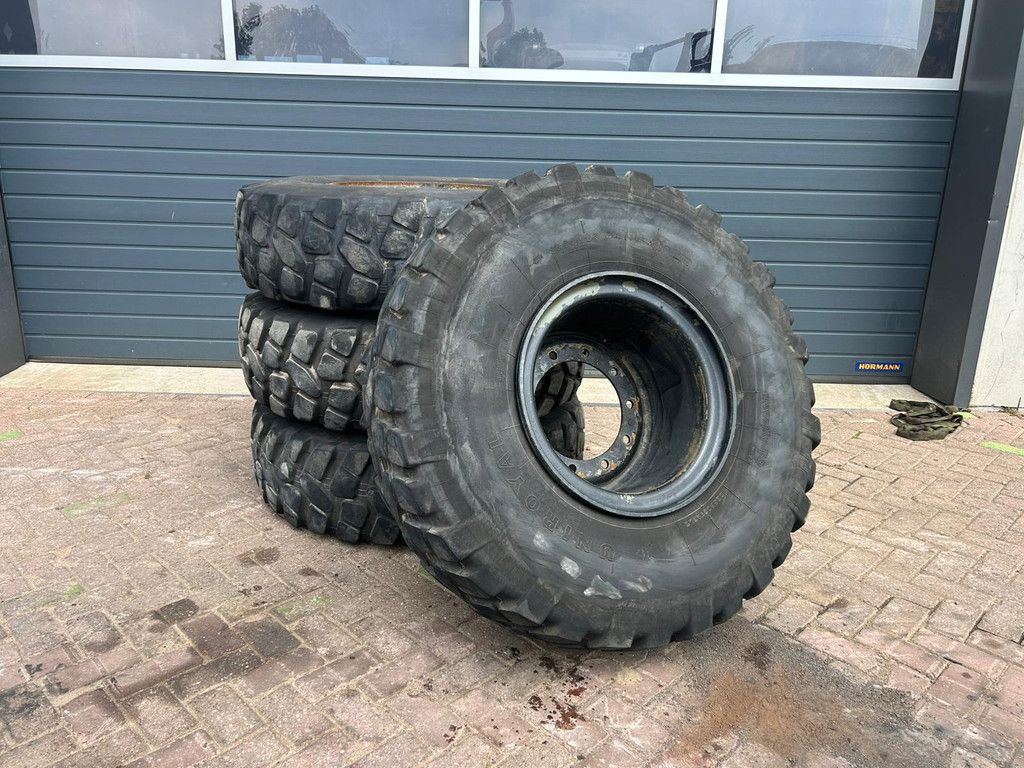 Uniroyal 14.00R20