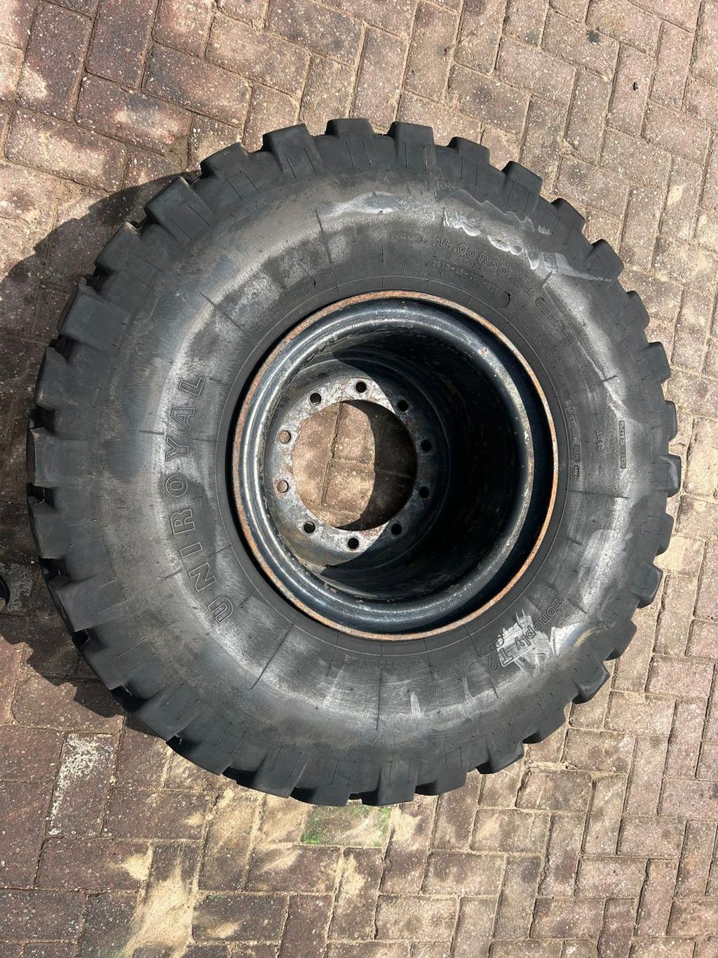 Uniroyal 14.00R20