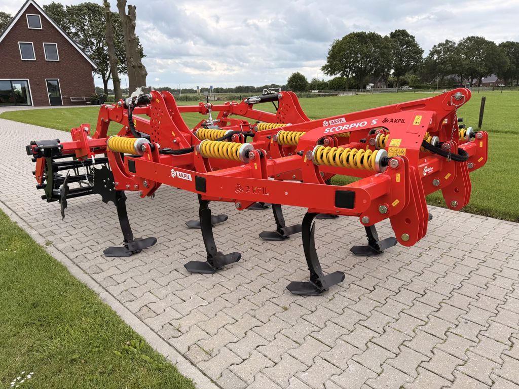 AKPIL Scorpio S cultivator/woeler