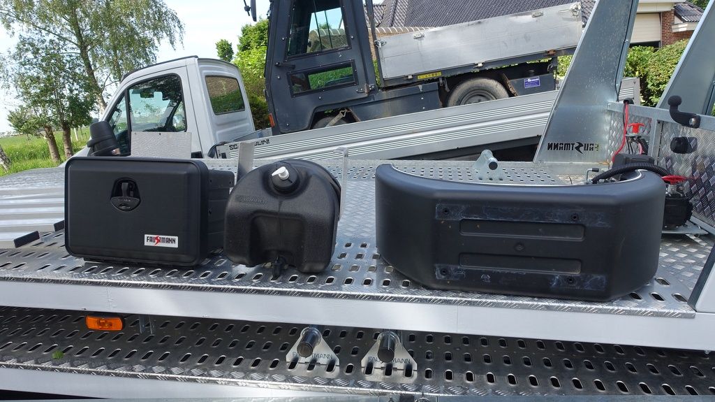 Faustman Nog 1x Oprijbak voor Renault Master