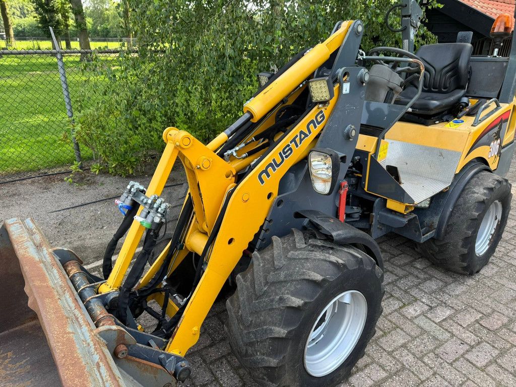 Mustang AL 306 Shovel + kenteken
