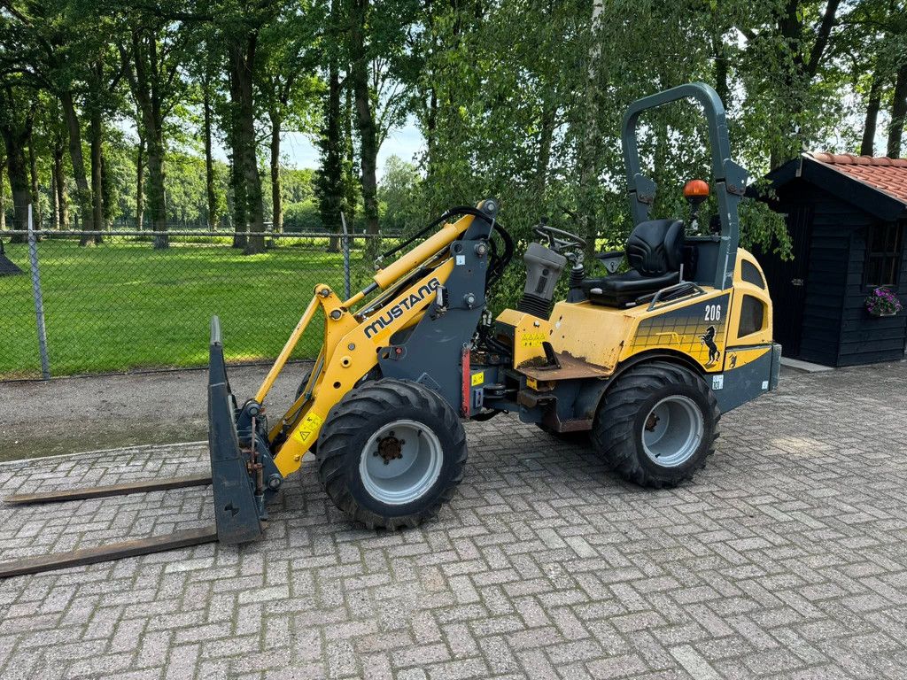 Mustang AL 206 Shovel + Kenteken