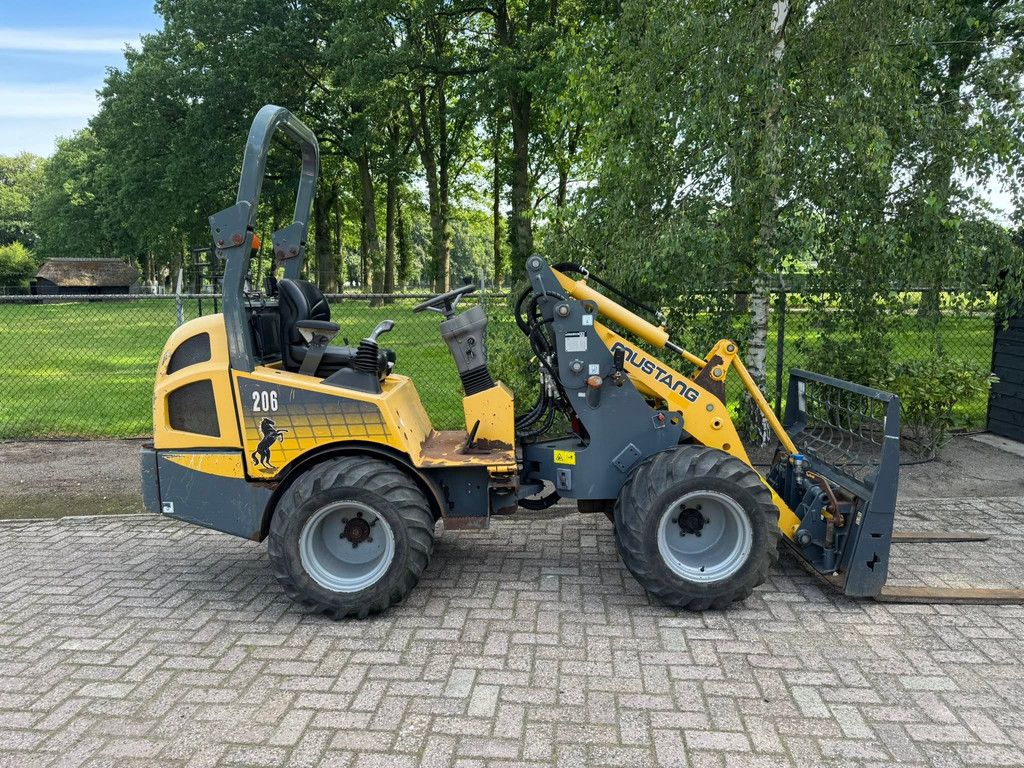 Mustang AL 206 Shovel + Kenteken