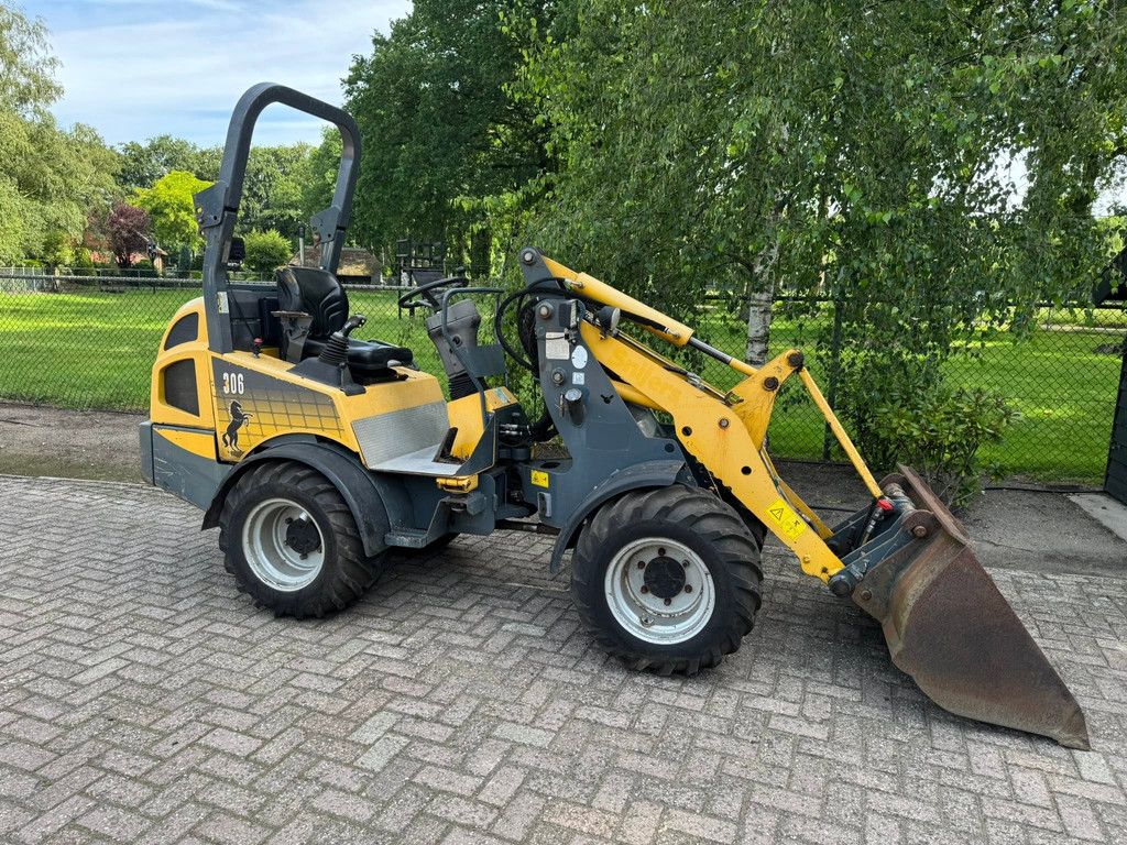 Mustang AL 306 Shovel + kenteken