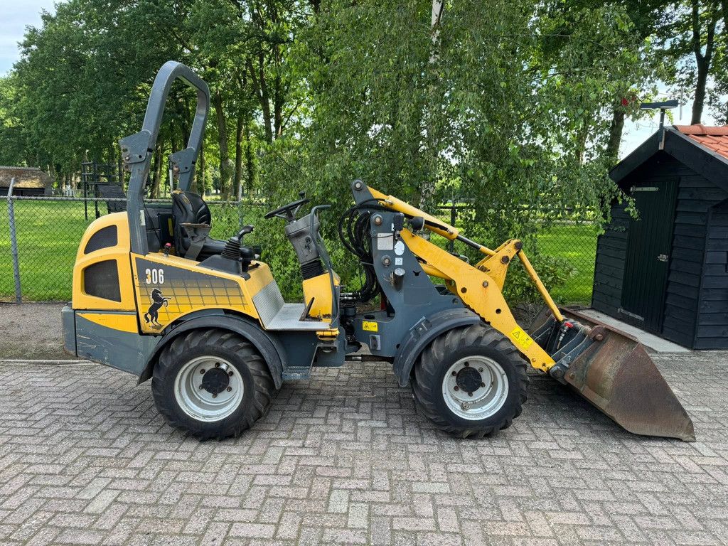 Mustang AL 306 Shovel + kenteken