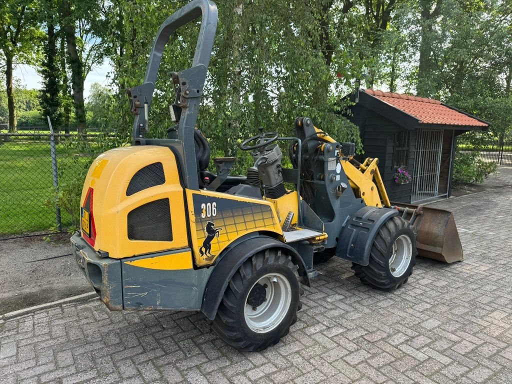 Mustang AL 306 Shovel + kenteken